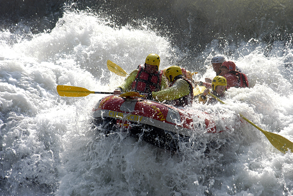 http://www.tauferer.ahrntal.com/media/b4a4d58d-7b1  0-47f4-9666-ce01629c651a/rafting2.jpg